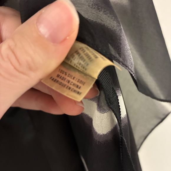 Elie Tahari Silk Top - Picture 5 of 5